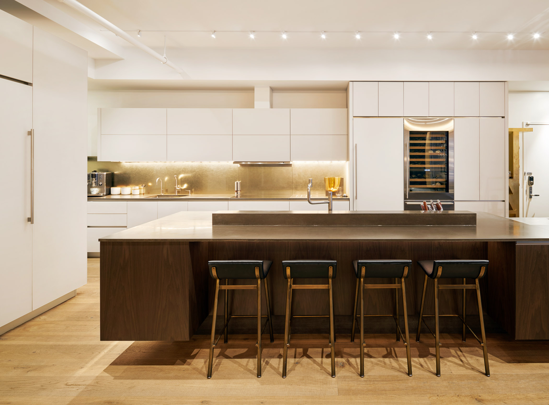 181015_16CrosbySt_Kitchen1_149